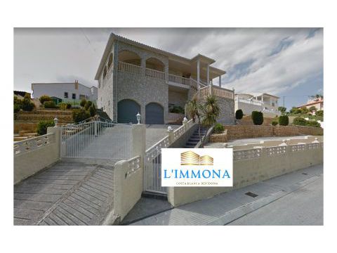 Villa For sale in La Nucia
